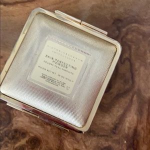 Brand new Victoria Beckham skin perfecting powder